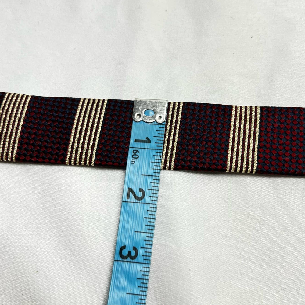 Brooks Brothers Makers All Silk Tie Striped Hand Made In USA Of Imported Fabric - Picture 9 of 9